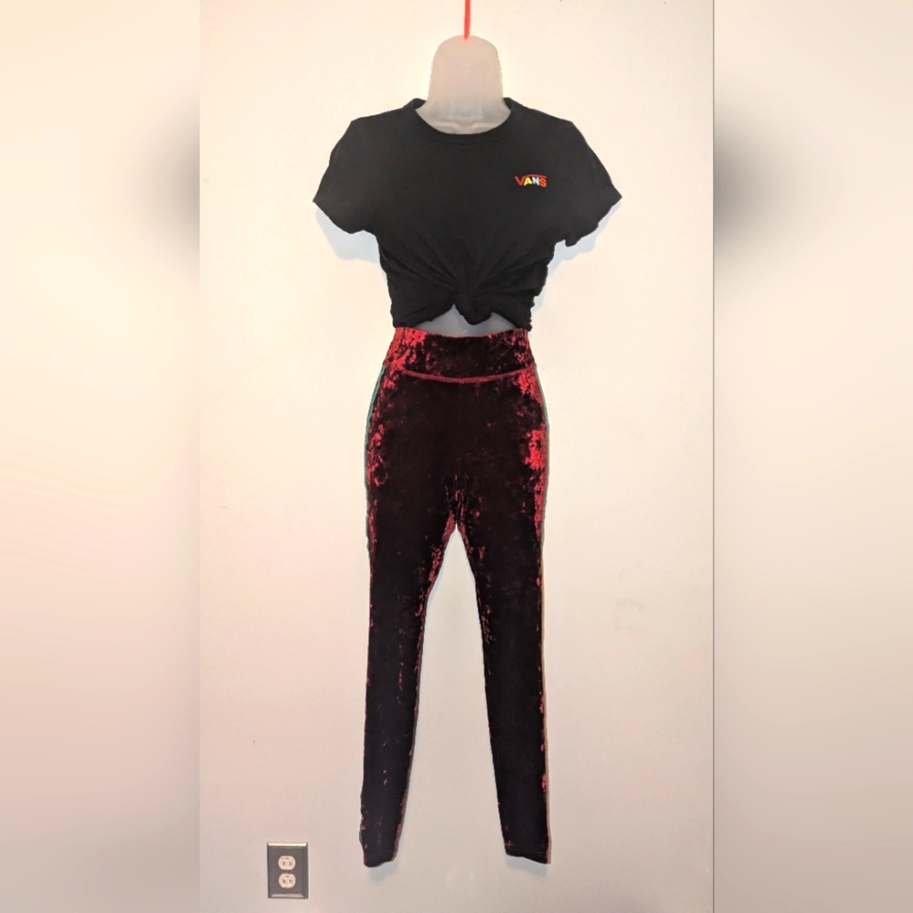 Aerie chill.play.move High Rise velvet leggings